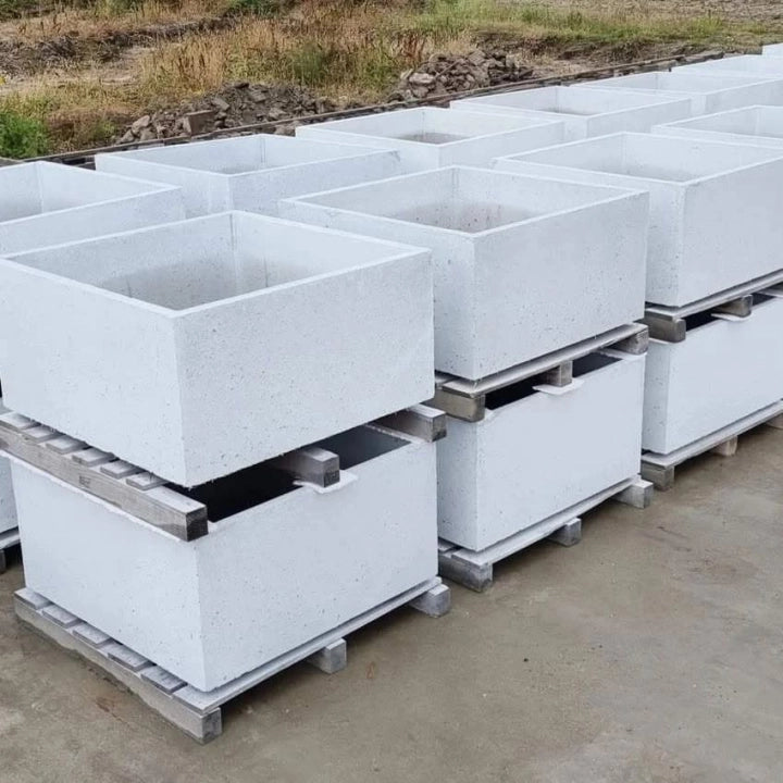 Donica betonowa Cubo 100 Low, 100x100x50 cm – ujęcie 13