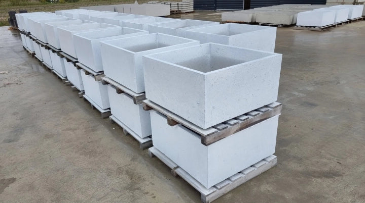 Donica betonowa Cubo 100 Low, 100x100x50 cm – ujęcie 12