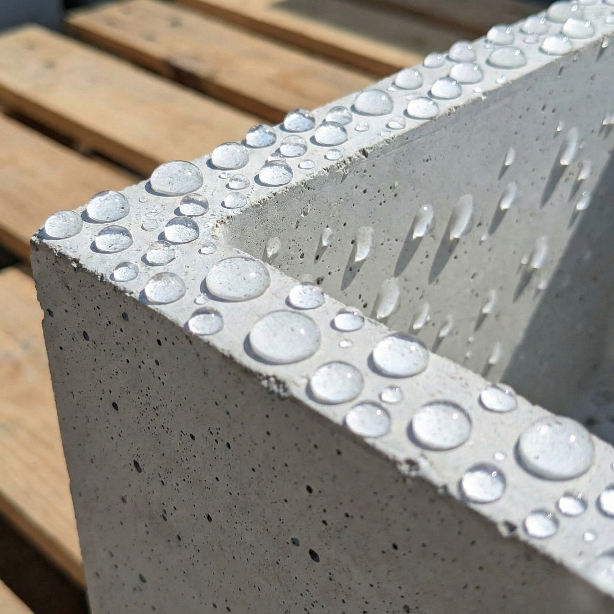 Hydrofobowa ochrona donicy Cubo 40